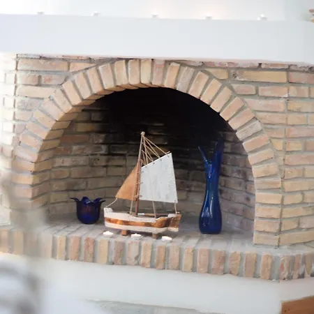 Althea Archontika Tis Androu Apartment