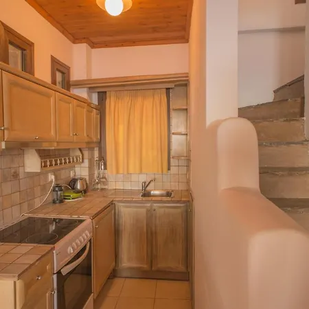 Althea Archontika Tis Androu Apartment Batsi (Andros)