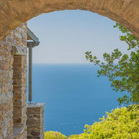 Althea Archontika Tis Androu Batsi (Andros)